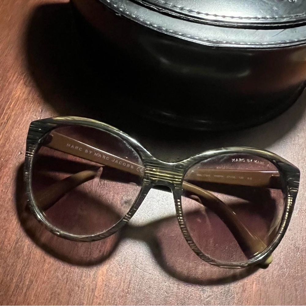 Marc Jacobs Women's Olive Green Sunglasses